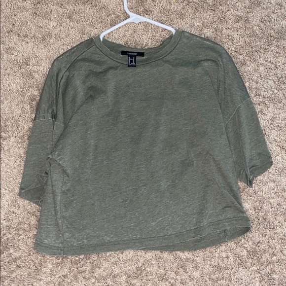 flowy green top - Picture 1 of 2